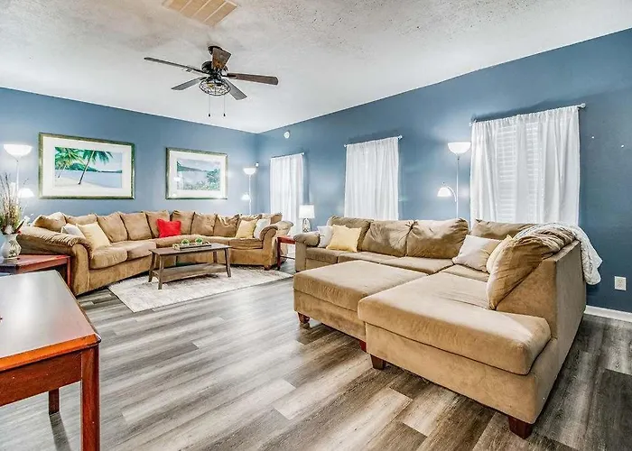 Private Patio & Close To Coastal Holiday home Pensacola